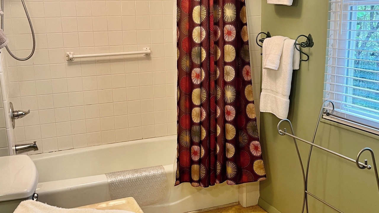 Photo of Bathroom in Crescent City