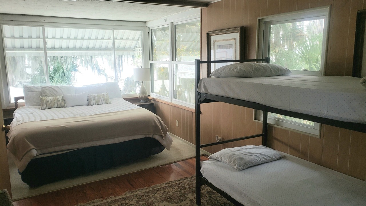 Photo of Bedroom in Crescent City