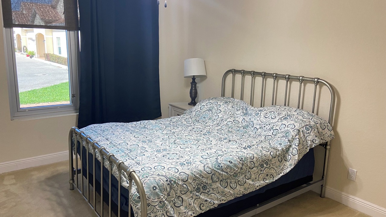 Photo of Bedroom in Tavares
