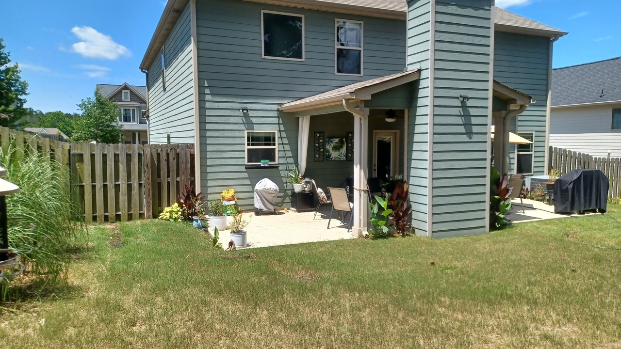 Photo of Outdoor in Canterbury Farms