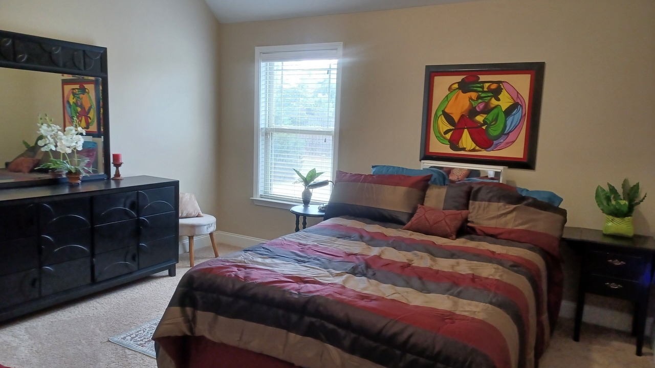 Photo of Bedroom in Canterbury Farms