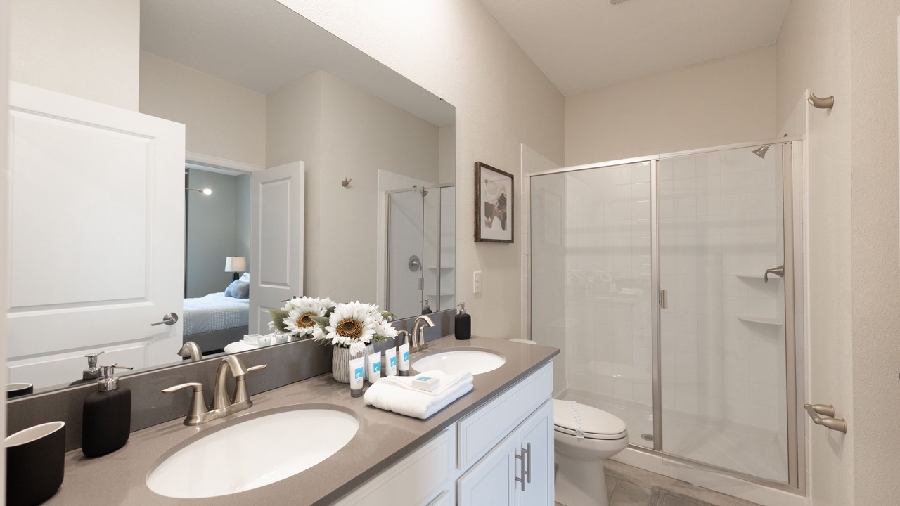 Photo of Bathroom in Davenport