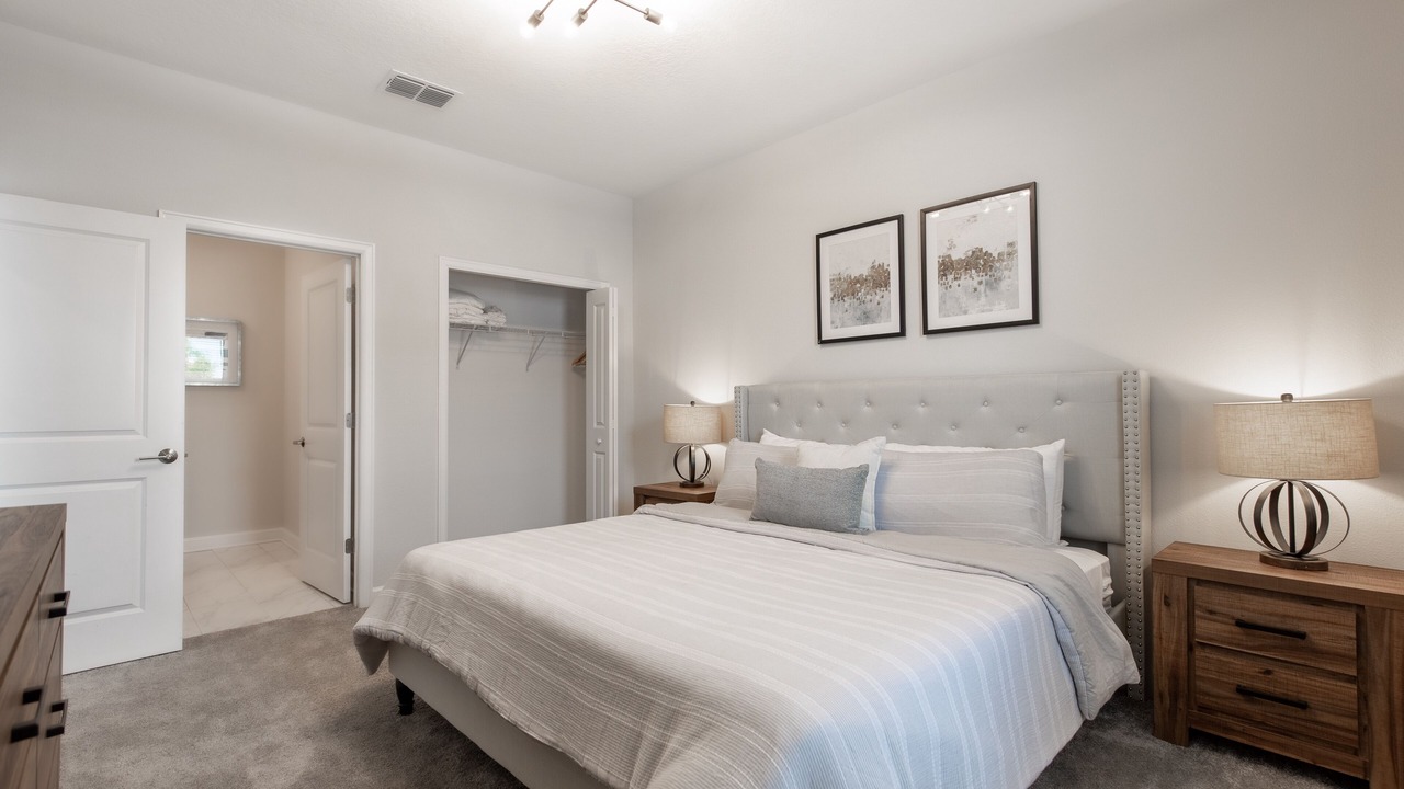 Photo of Bedroom in Davenport