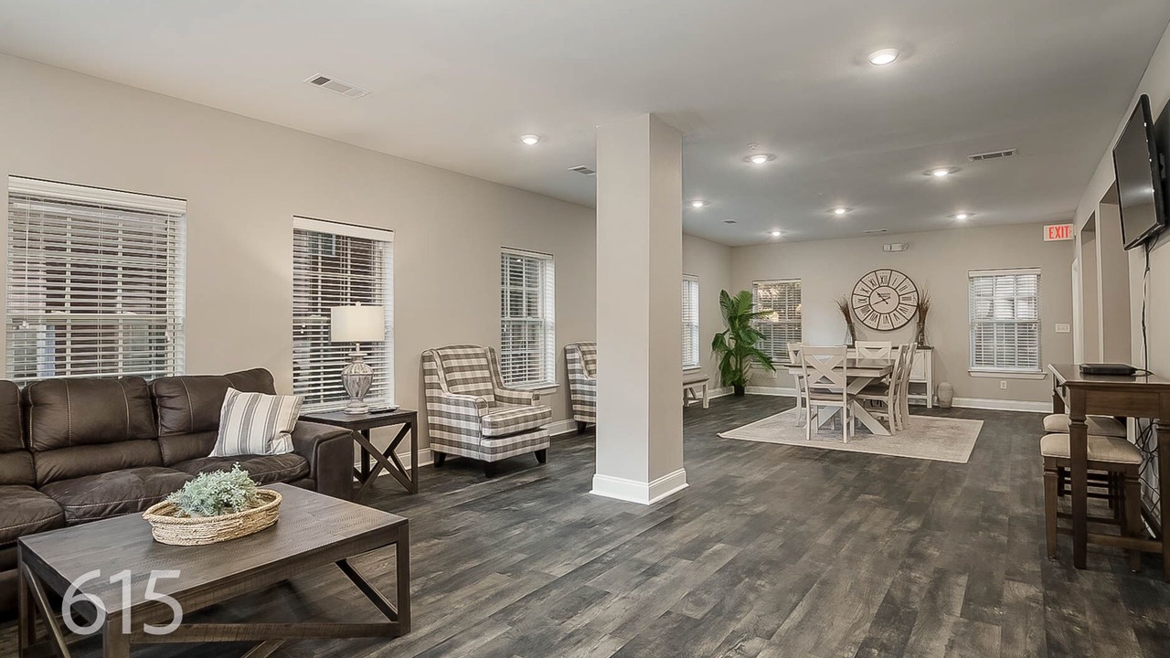 Photo of Livingroom in Tuscaloosa