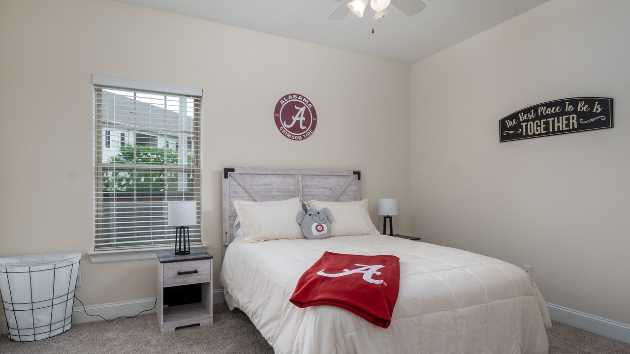 Photo of Bedroom in Tuscaloosa