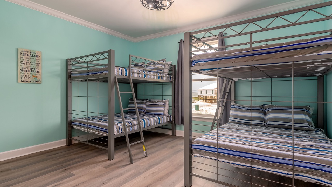 Photo of Bedroom in Dauphin Island