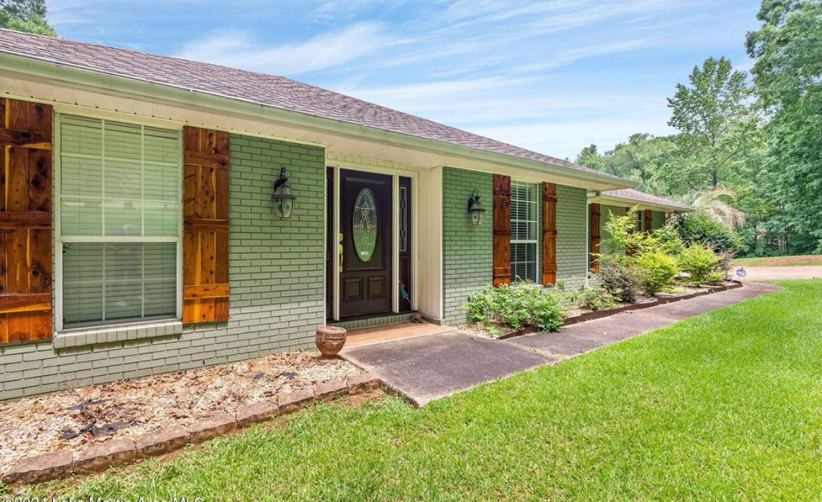 Photo of Outdoor in Dadeville