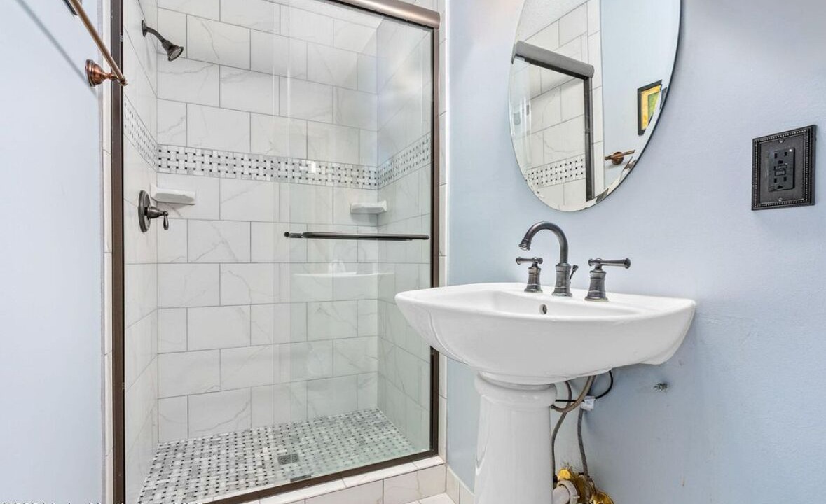Photo of Bathroom in Dadeville