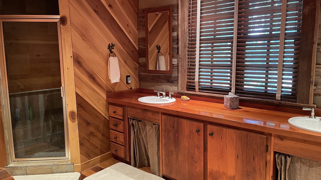 Photo of Bathroom in Empire