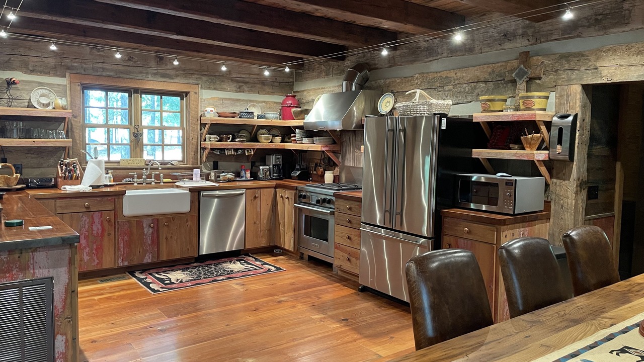 Photo of Kitchen in Empire