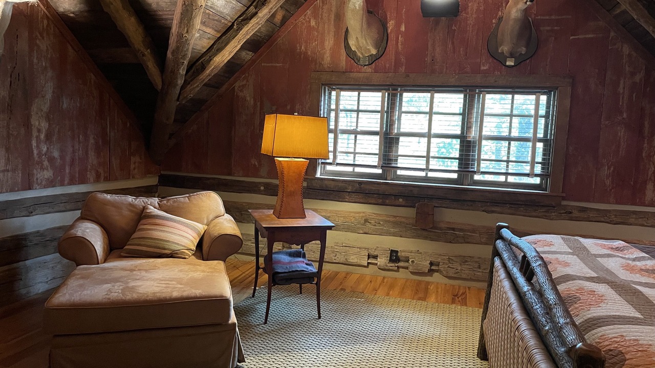 Photo of Bedroom in Empire