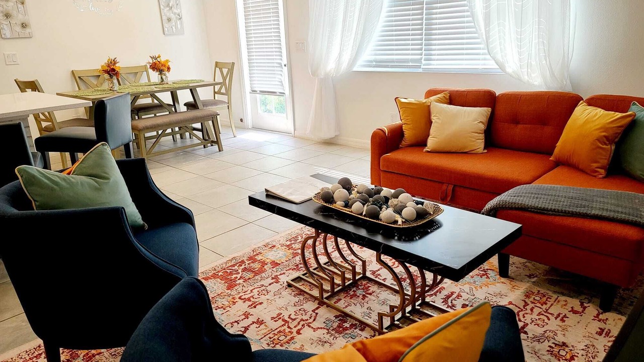 Photo of Livingroom in Davenport