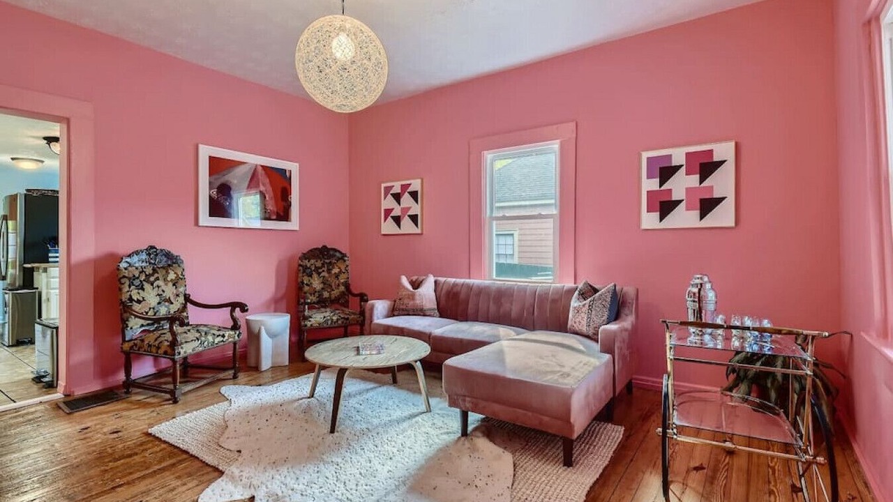 Photo of Livingroom in Cabbagetown