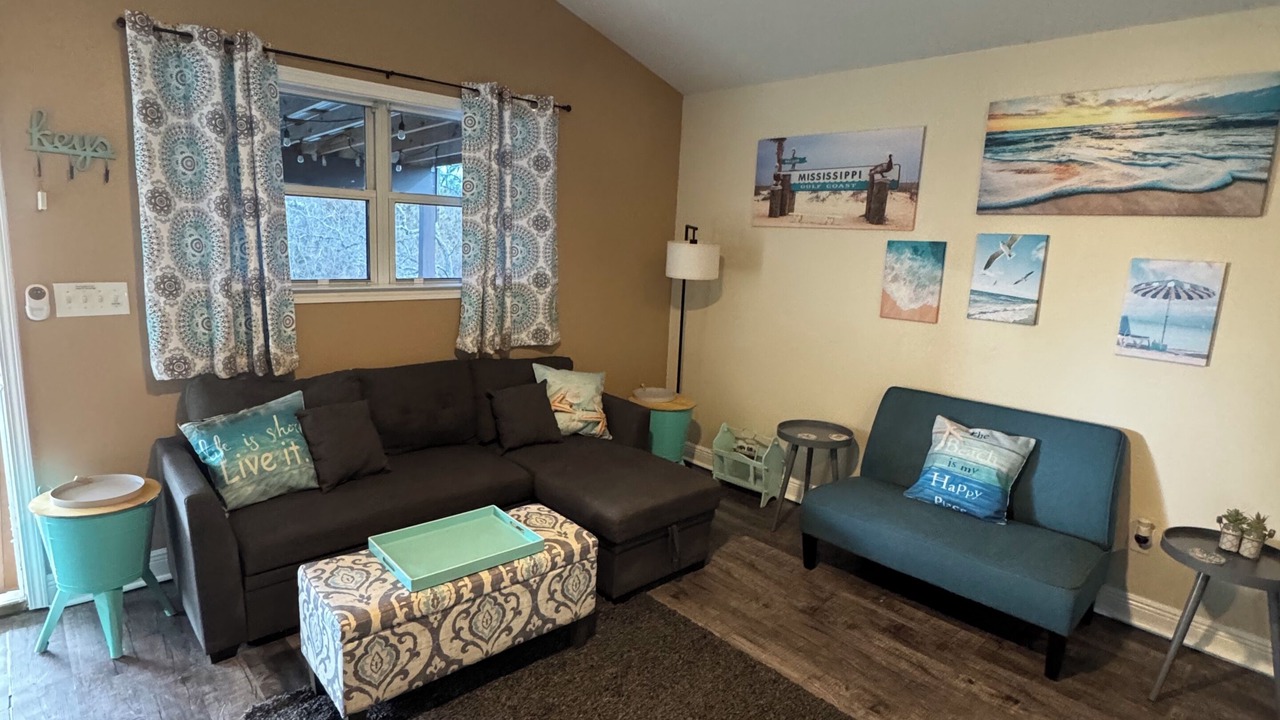 Photo of Livingroom in Shoreline Park
