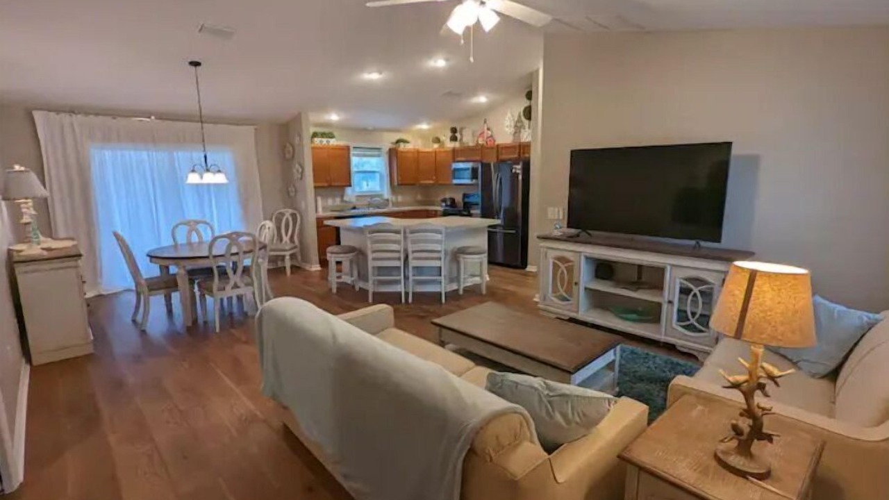 Photo of Livingroom in Fruitland Park