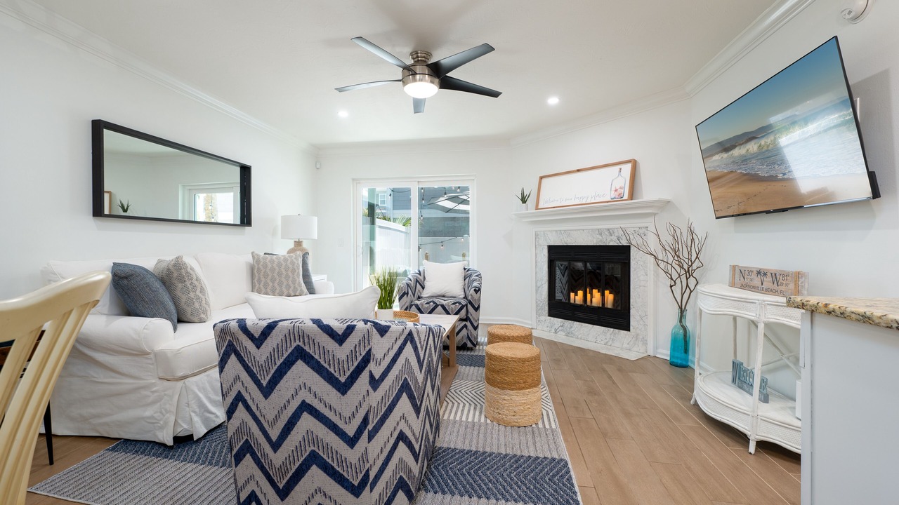 Photo of Livingroom in Jacksonville Beach