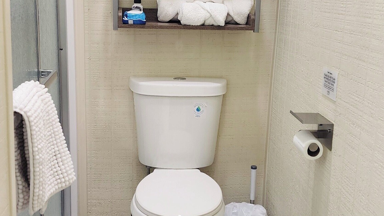 Photo of Bathroom in Hahira