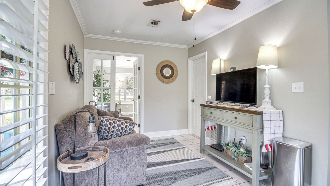 Photo of Bedroom in Waveland
