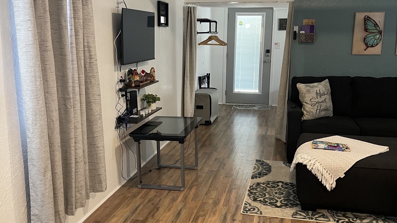 Photo of Livingroom in Red Level