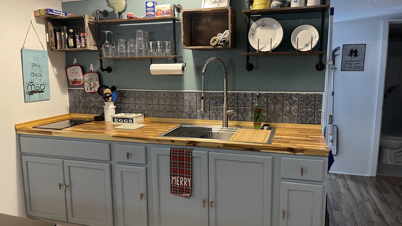 Photo of Kitchen in Red Level