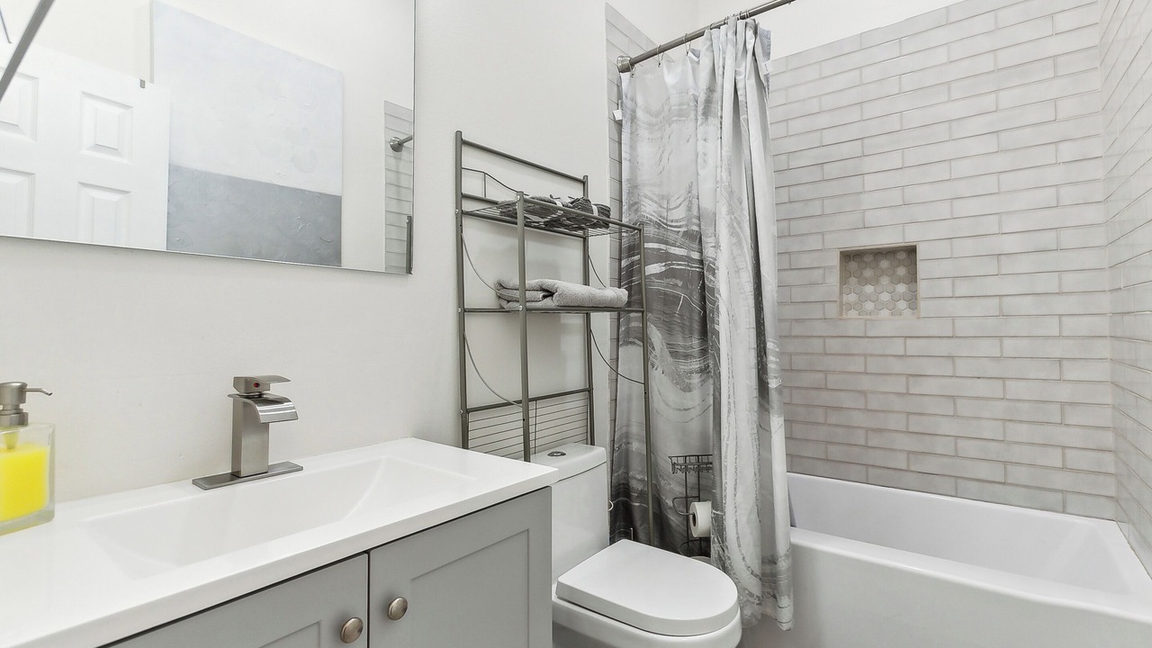Photo of Bathroom in Seventh Ward
