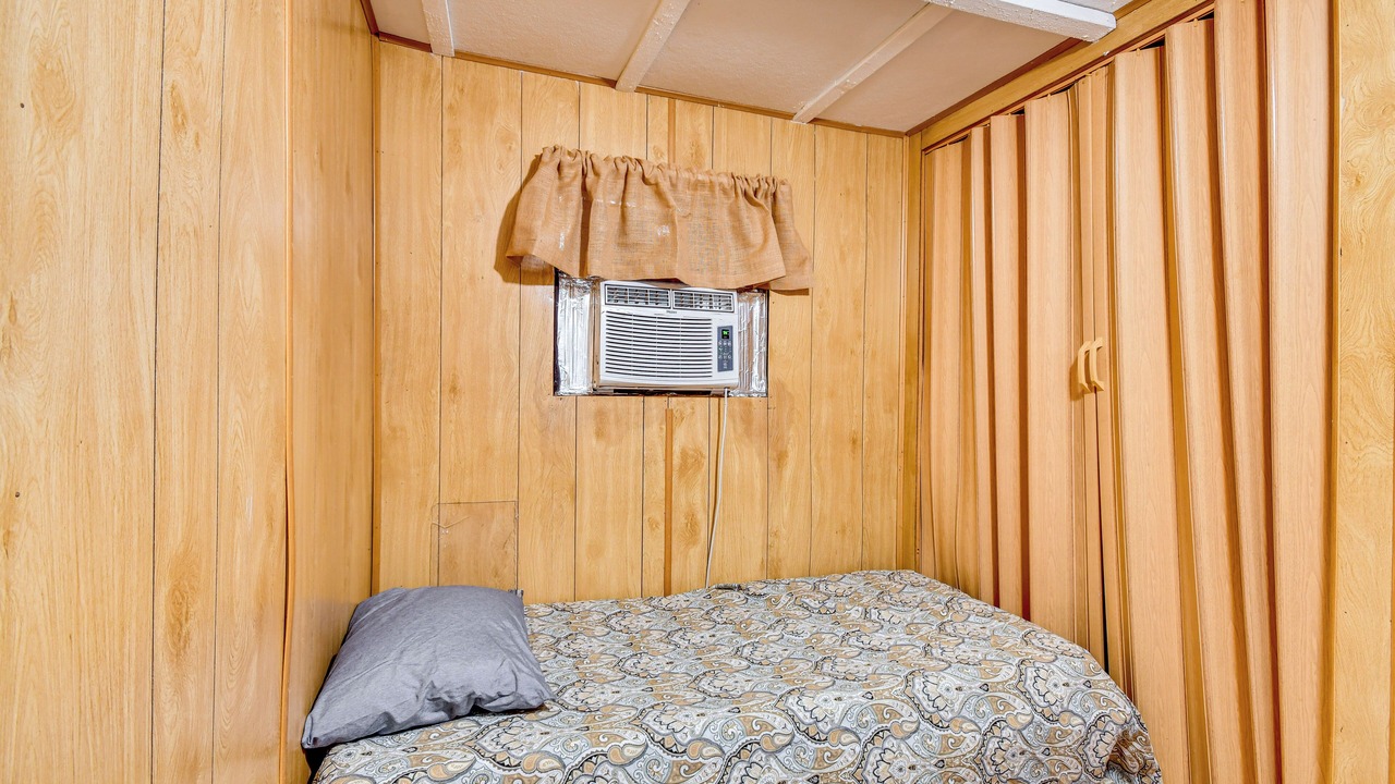 Photo of Bedroom in Eufaula
