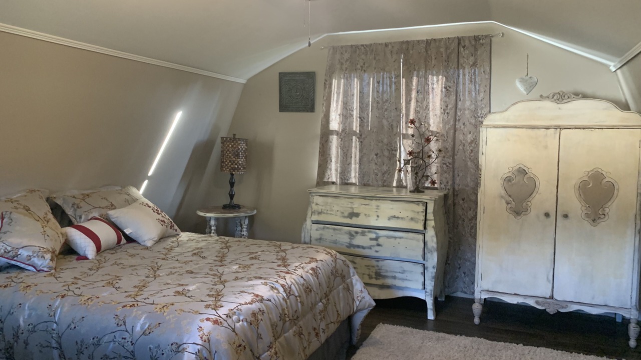 Photo of Bedroom in Ono Island