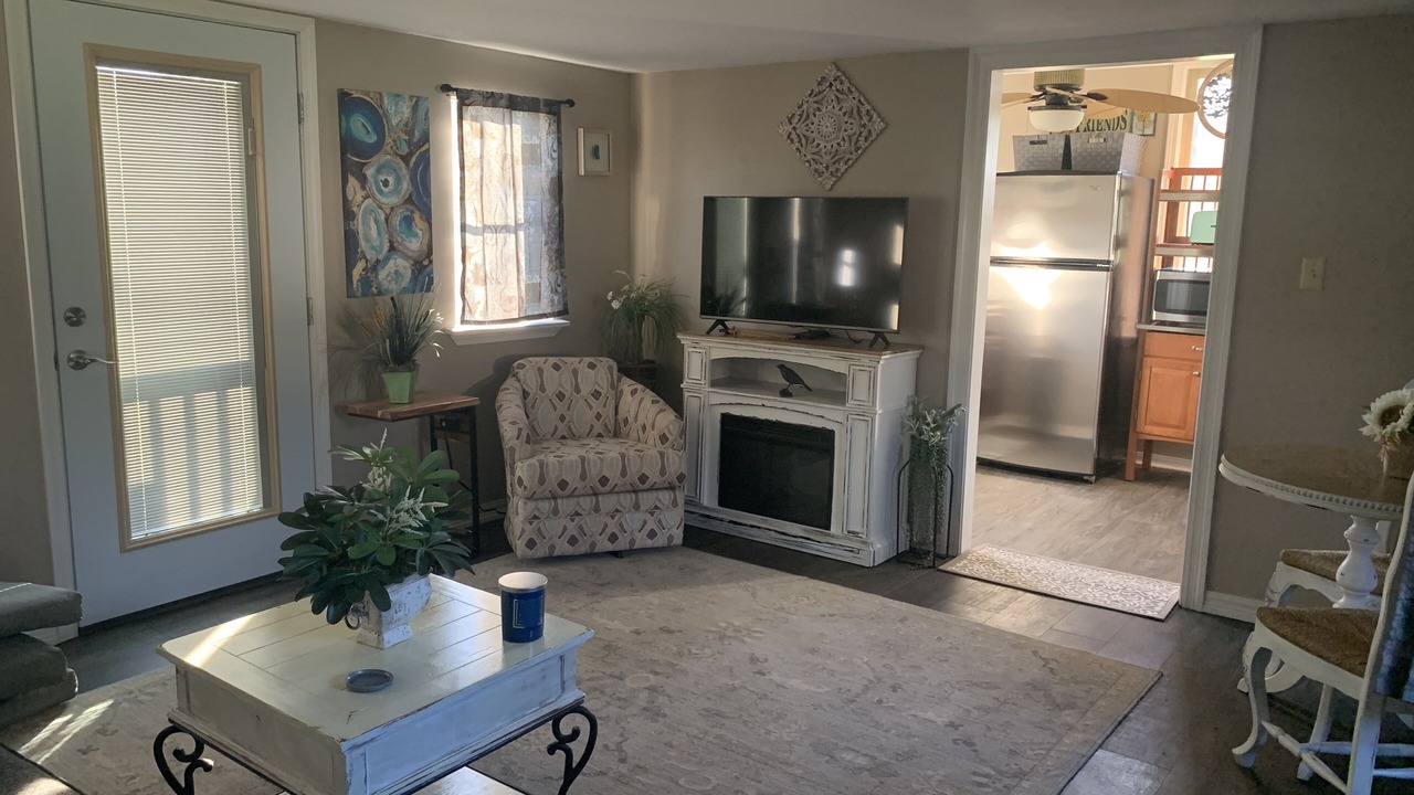 Photo of Livingroom in Ono Island