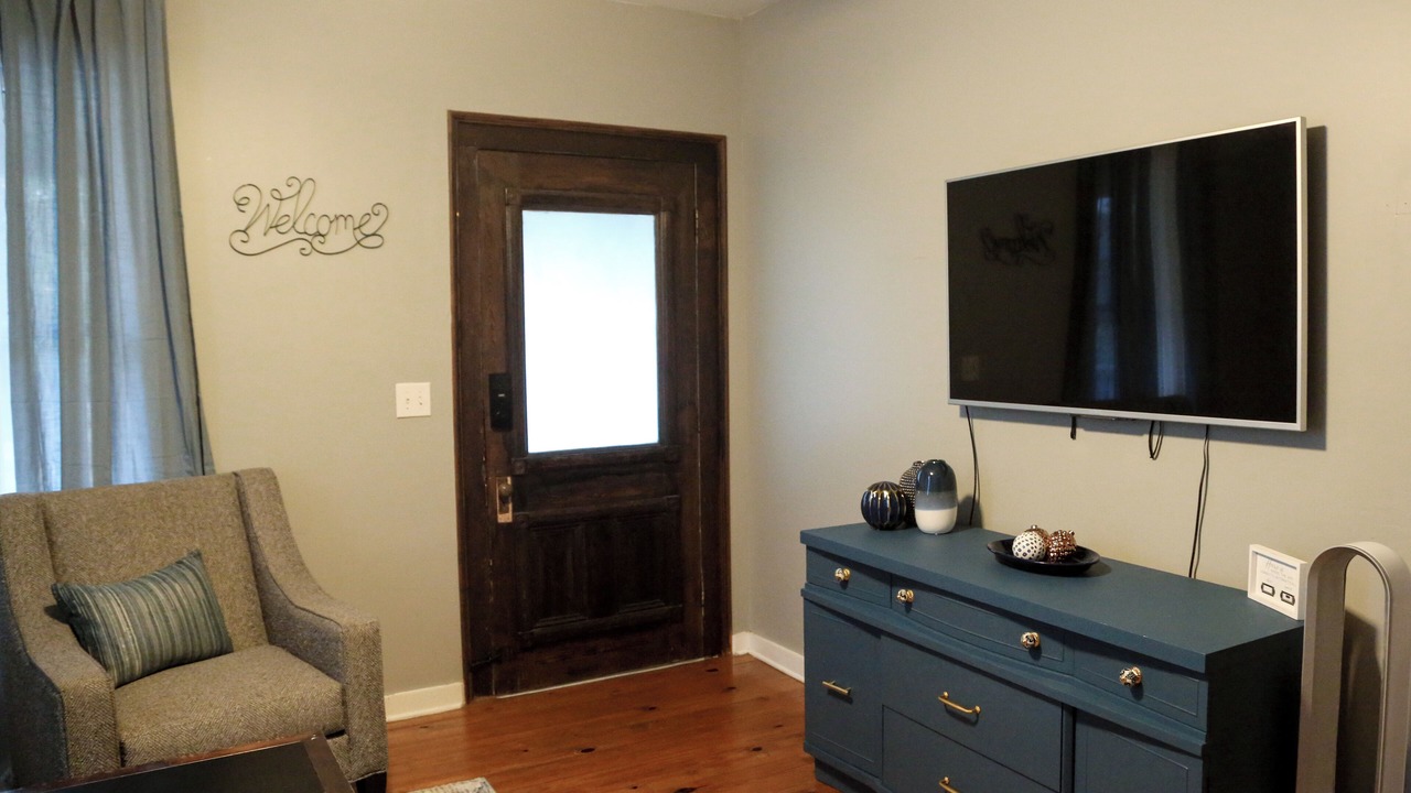 Photo of Livingroom in Montgomery