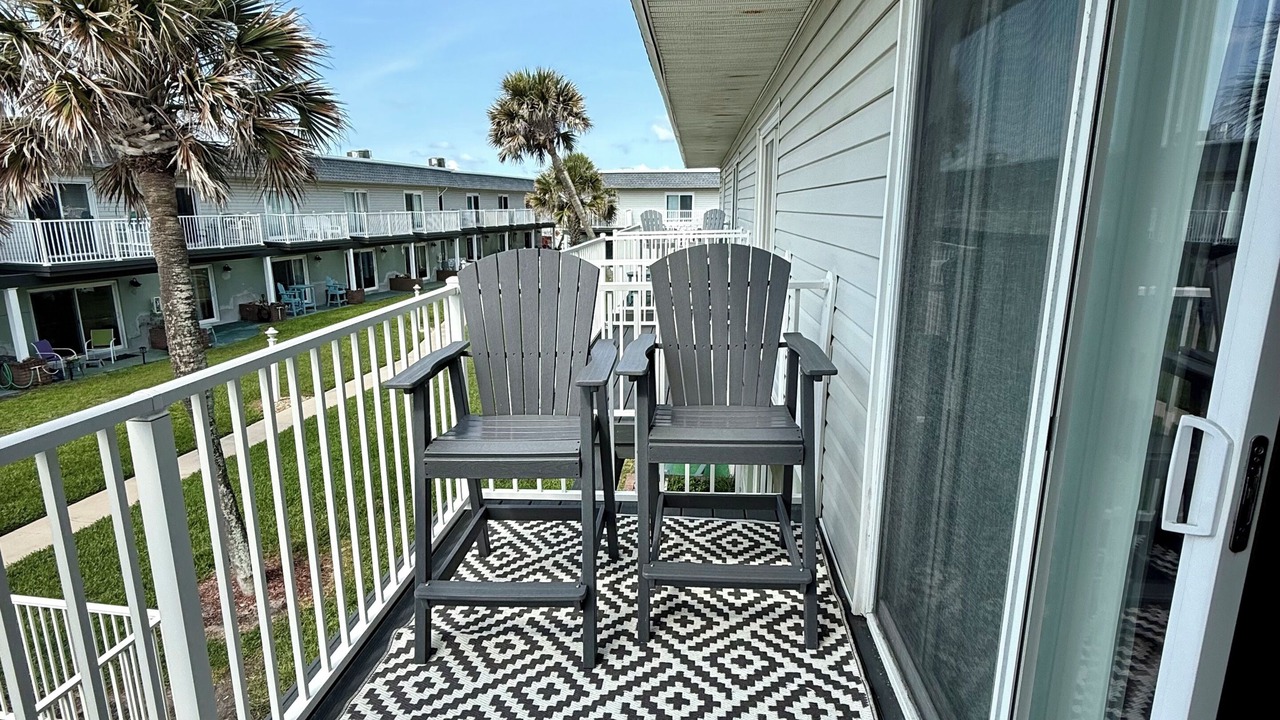 Photo of Patio Balcony in Ormond-by-the-Sea