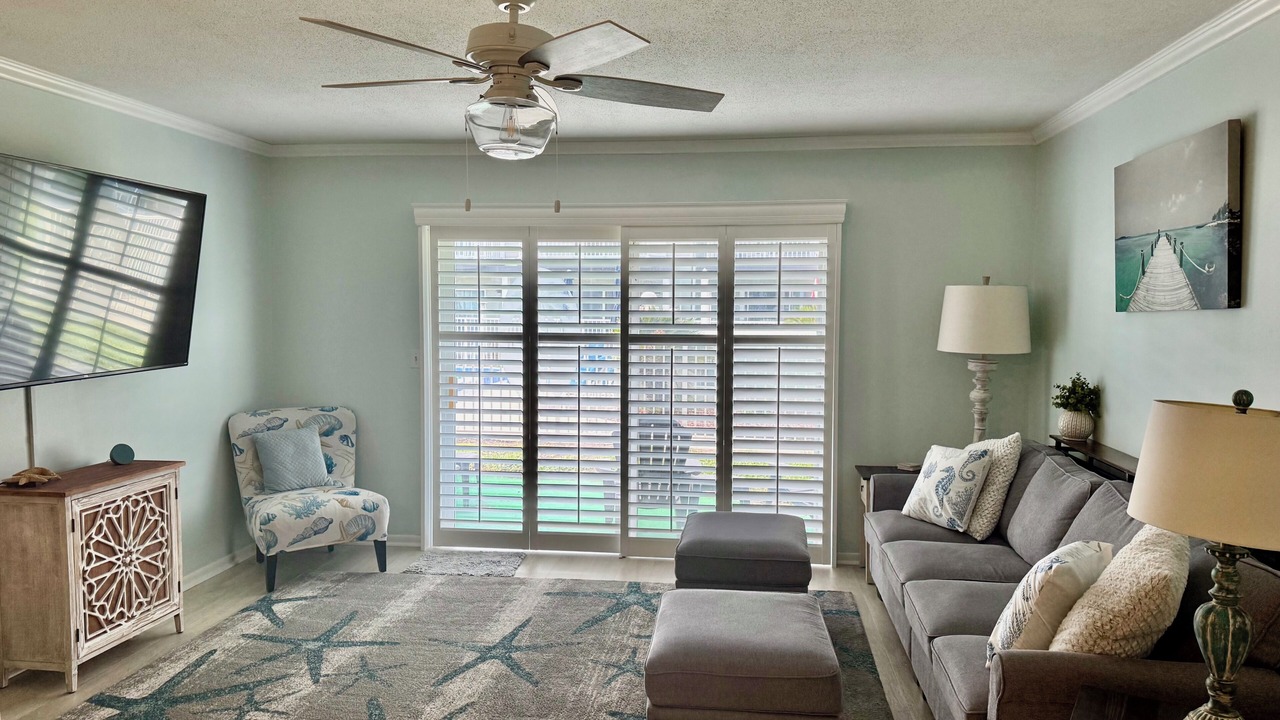 Photo of Livingroom in Ormond-by-the-Sea