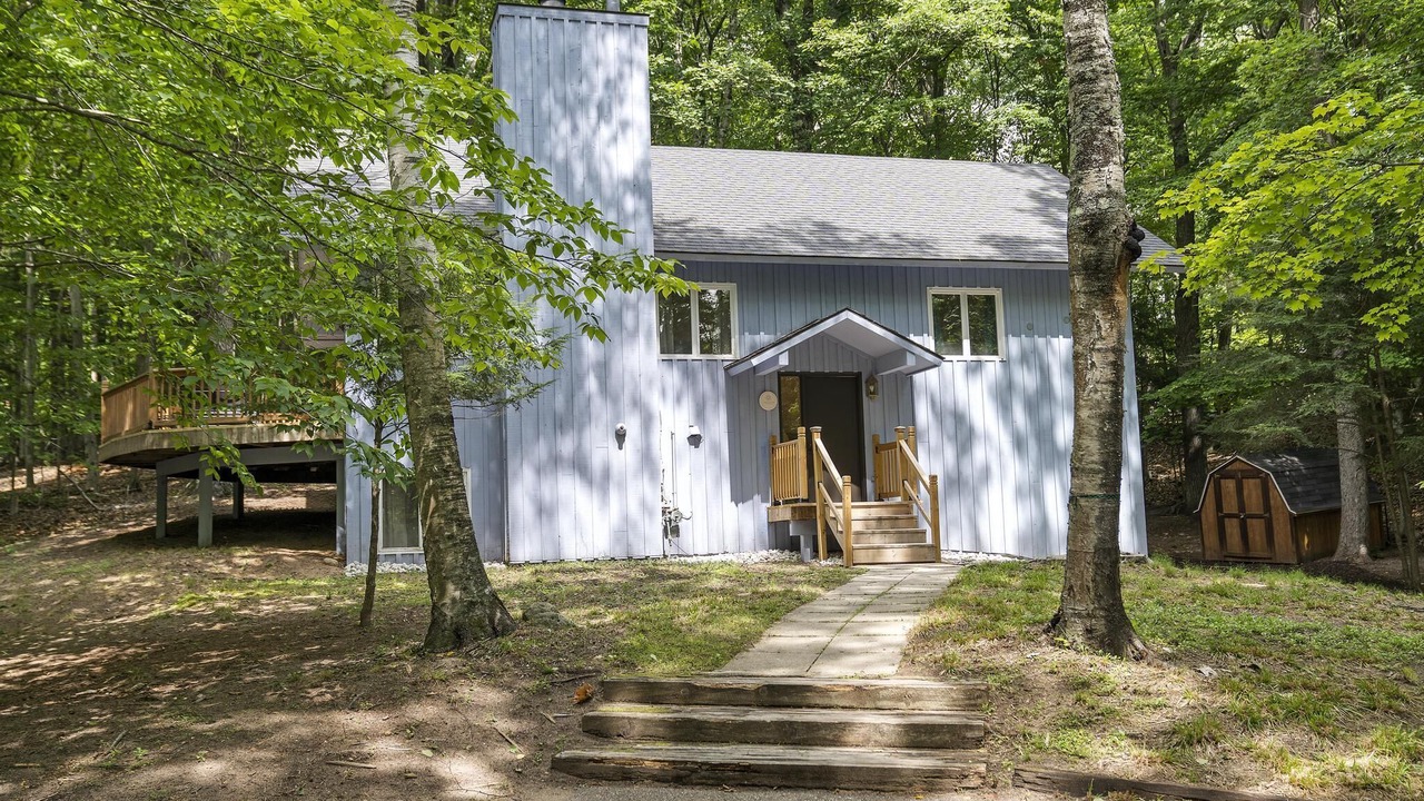 Photo of Outdoor in Birchwood Farms
