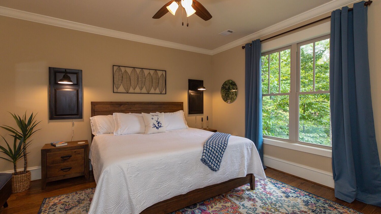 Photo of Bathroom in Smith Mountain Estates