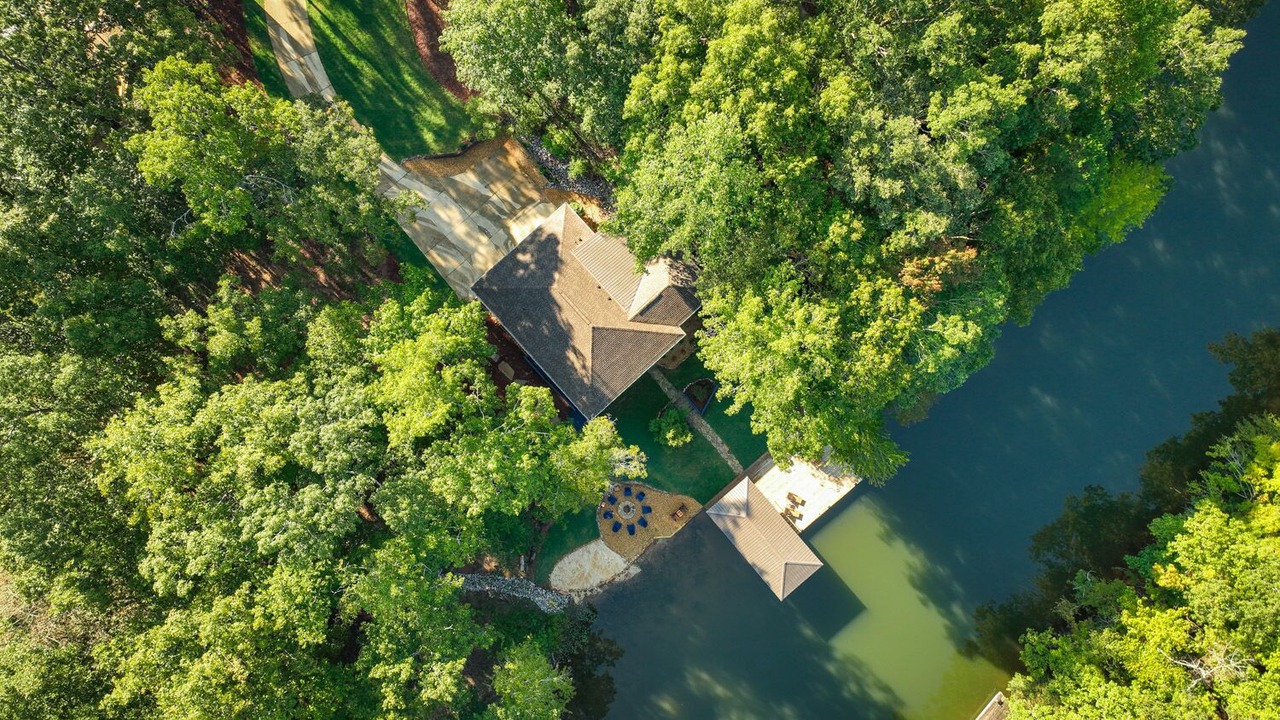 Photo of Others in Smith Mountain Estates