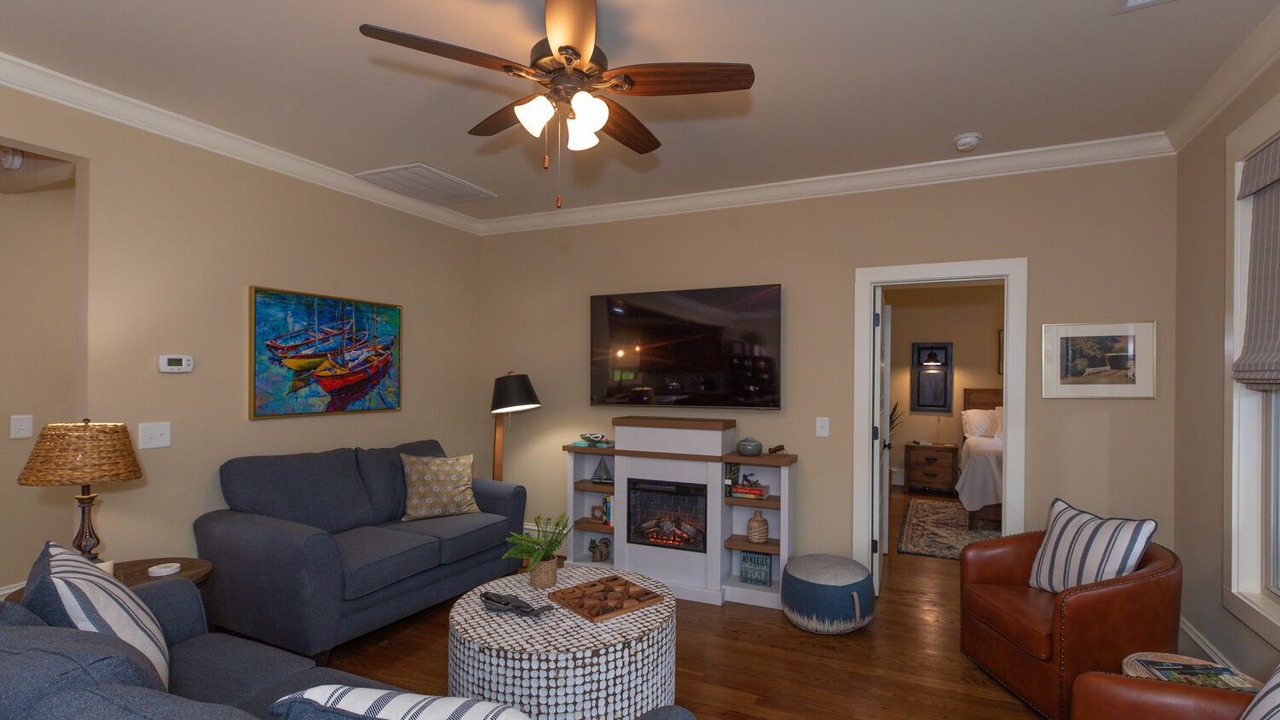 Photo of Livingroom in Smith Mountain Estates