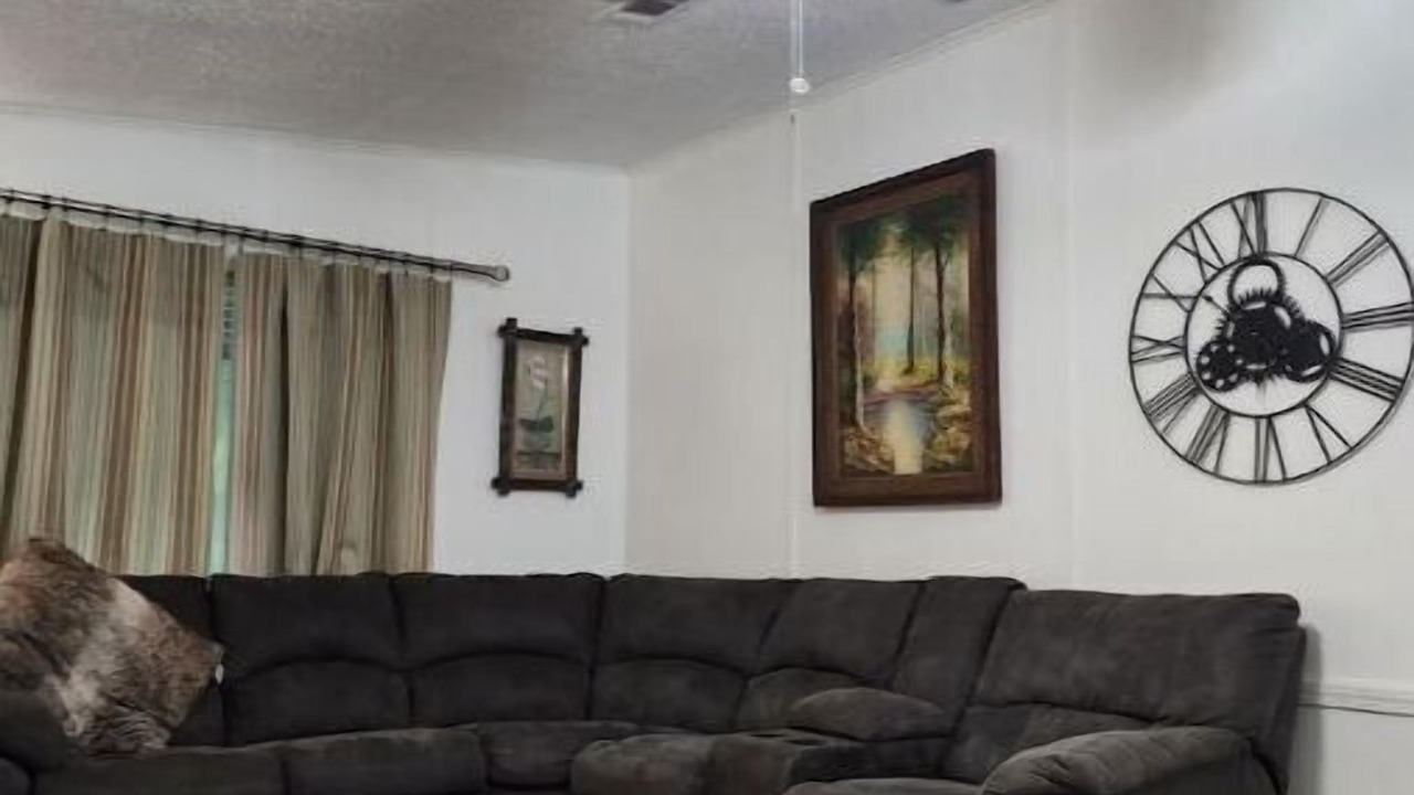 Photo of Livingroom in Pittman