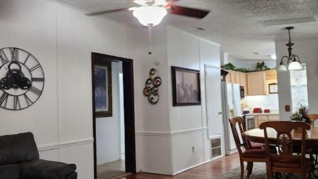 Photo of Livingroom in Pittman