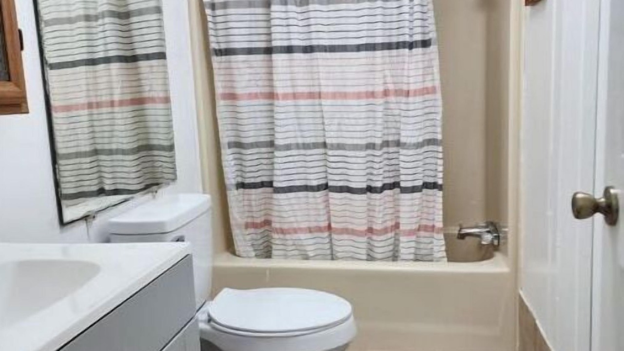 Photo of Bathroom in Pittman