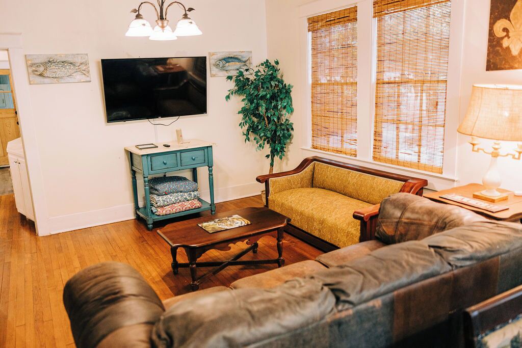 Photo of Livingroom in Highlands - Perkins