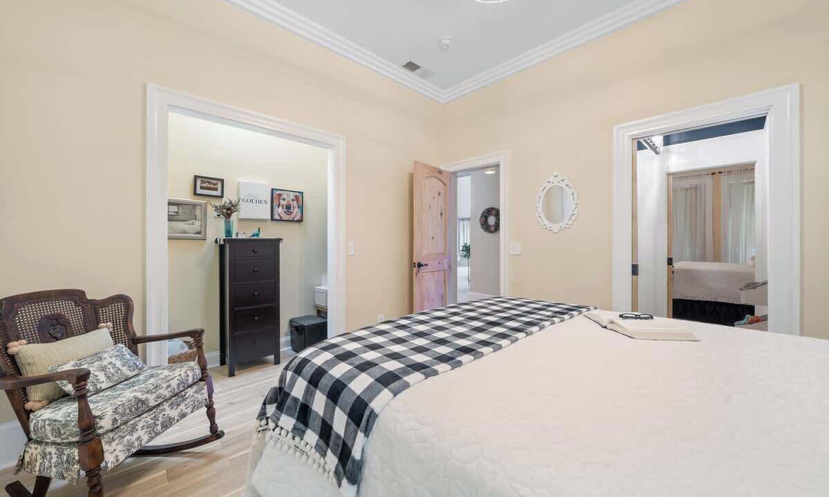 Photo of Bedroom in Eatonton