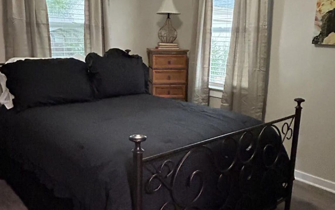 Photo of Bedroom in Northport