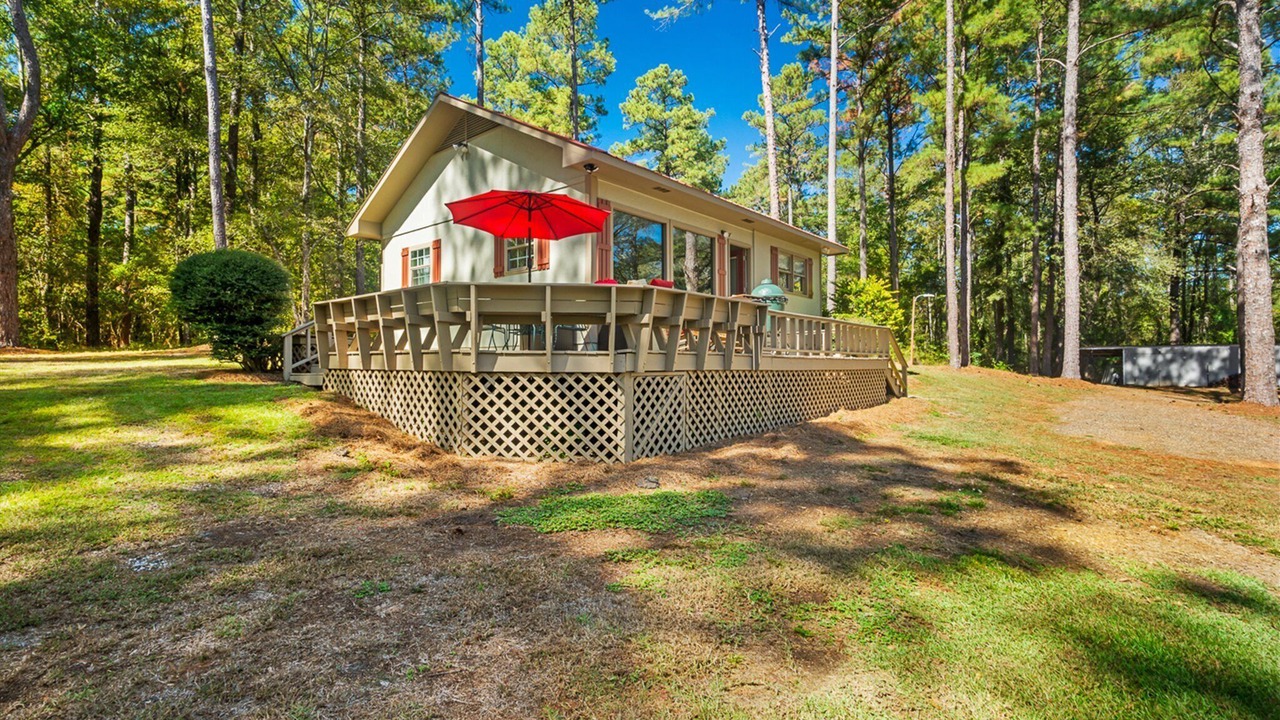 Photo of Patio Balcony in Laurel