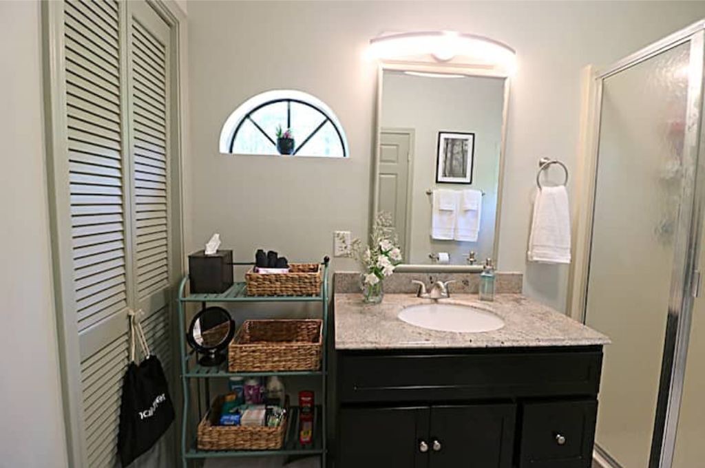 Photo of Bathroom in Laurel