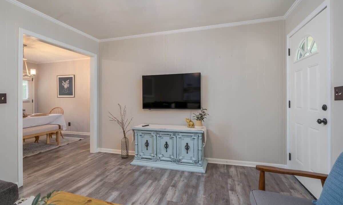 Photo of Livingroom in Northport