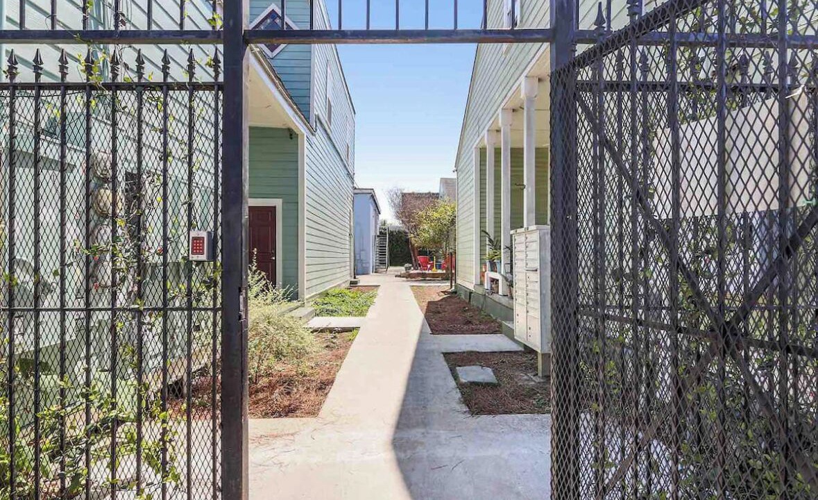Photo of Outdoor in South 7th Ward