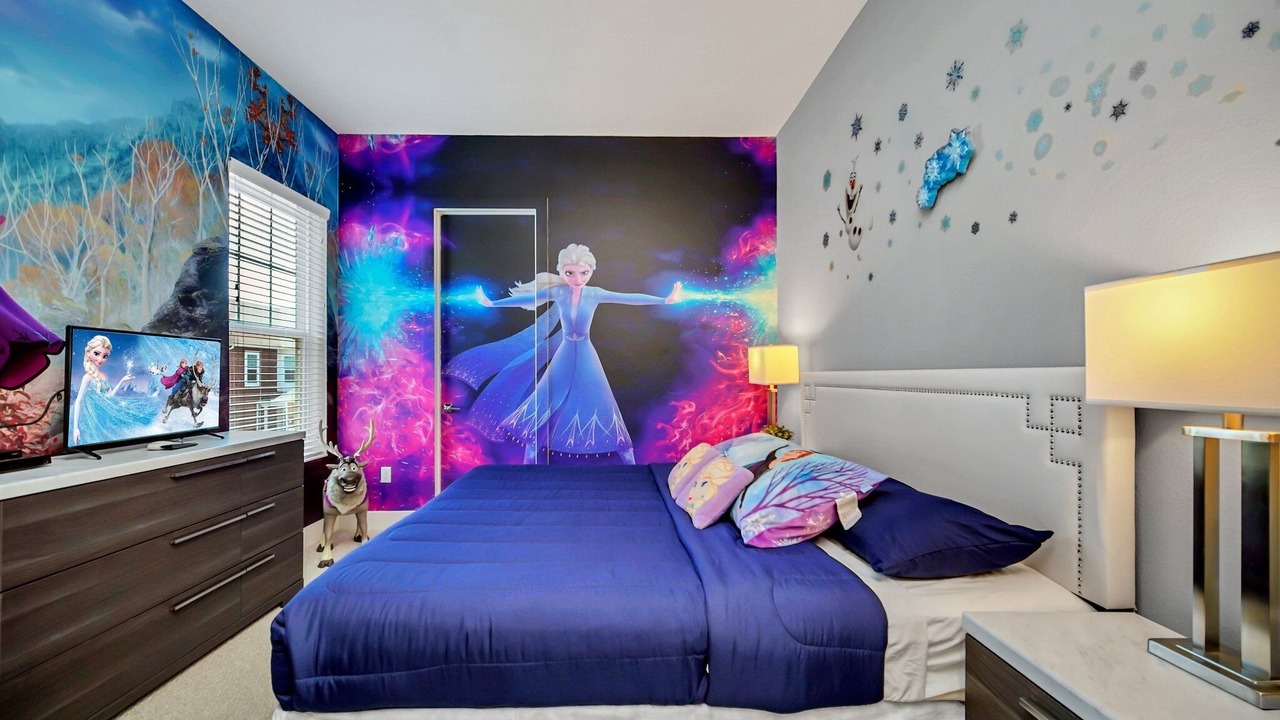 Photo of Bedroom in Crestwynd Bay