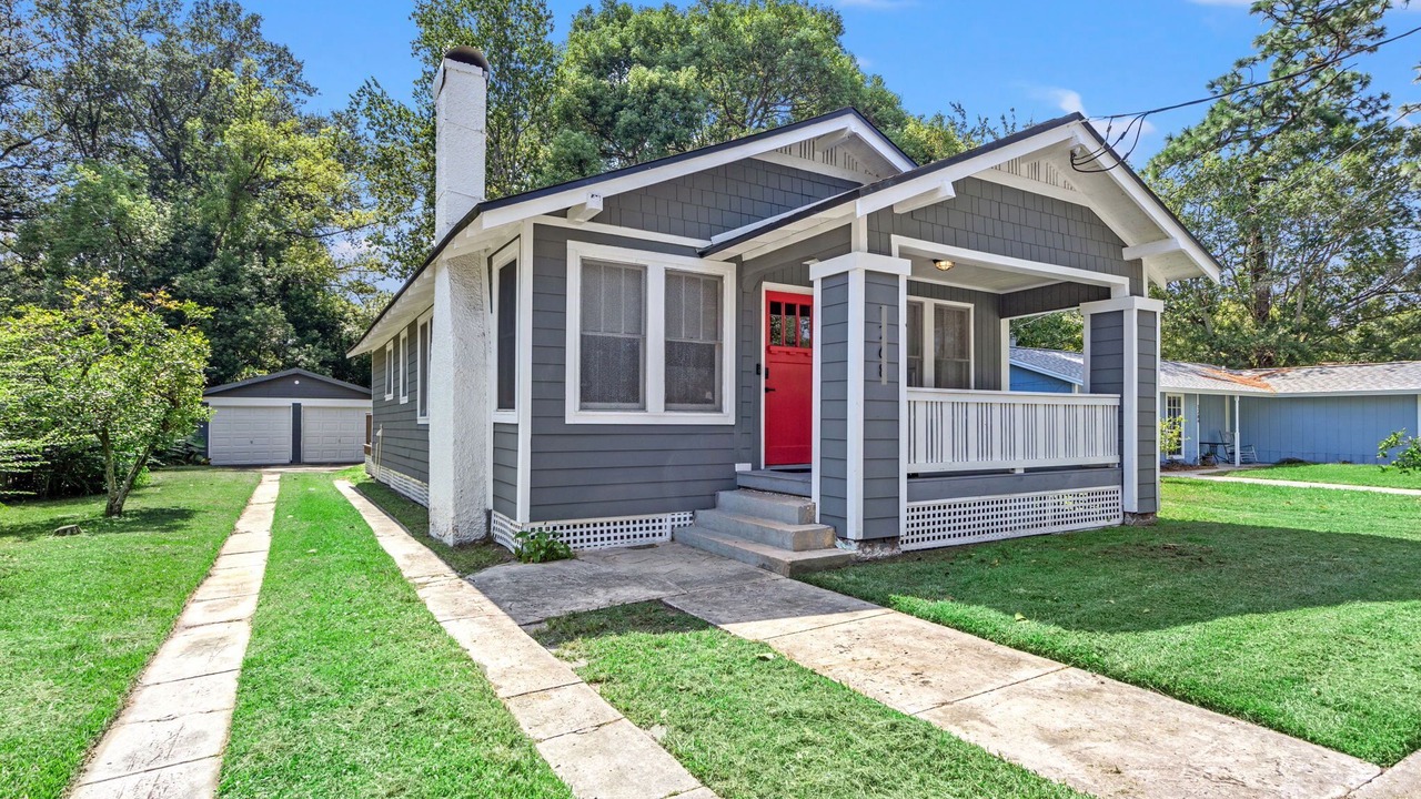 Photo of Outdoor in Avondale