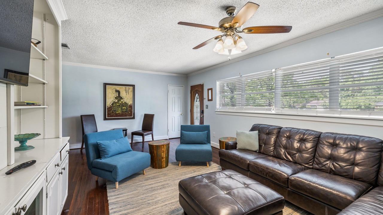 Photo of Livingroom in Mobile