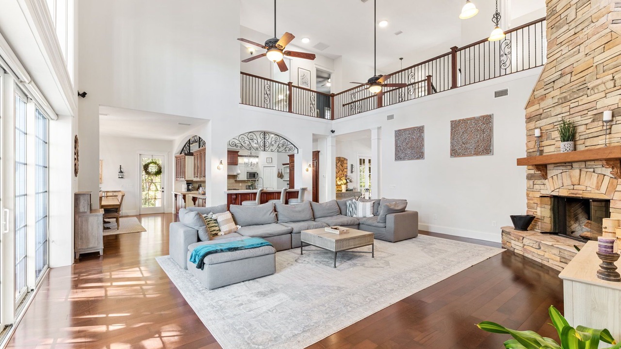 Photo of Livingroom in Pomona Park