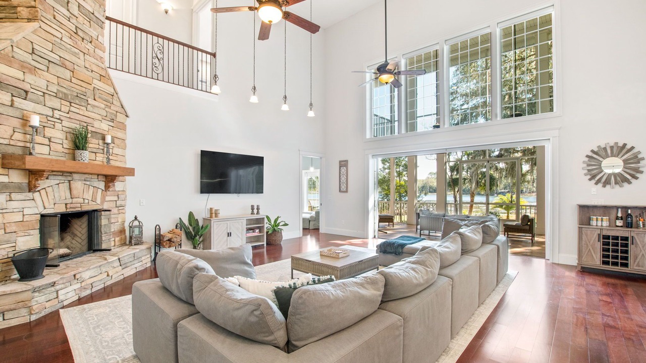 Photo of Livingroom in Pomona Park